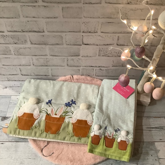 Isaac Mizrahi Bunny Bum Easter Table Runner Matching Kitchen